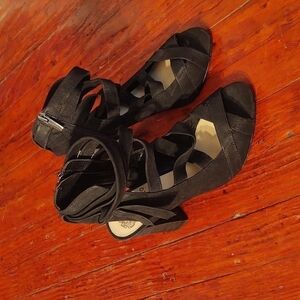 Vince Camuto Strappy Black High Chunky Heel Sandals Sz 7.5